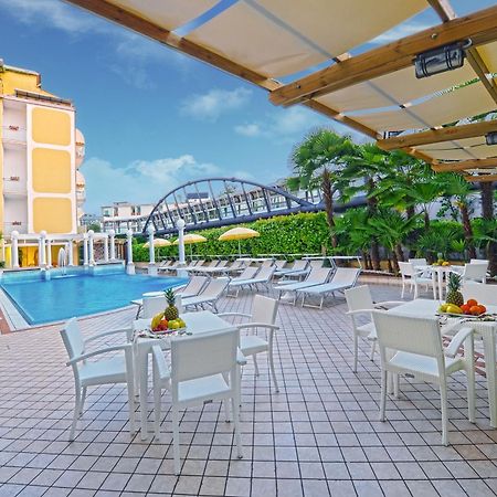 Hotel Aurora Terme アーバノ・テルメ エクステリア 写真