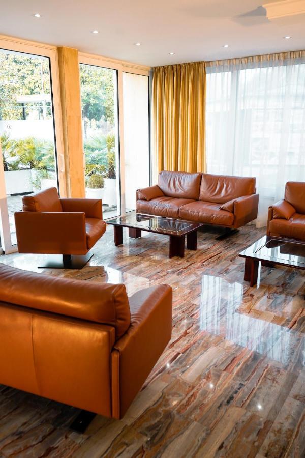 Hotel Aurora Terme アーバノ・テルメ エクステリア 写真