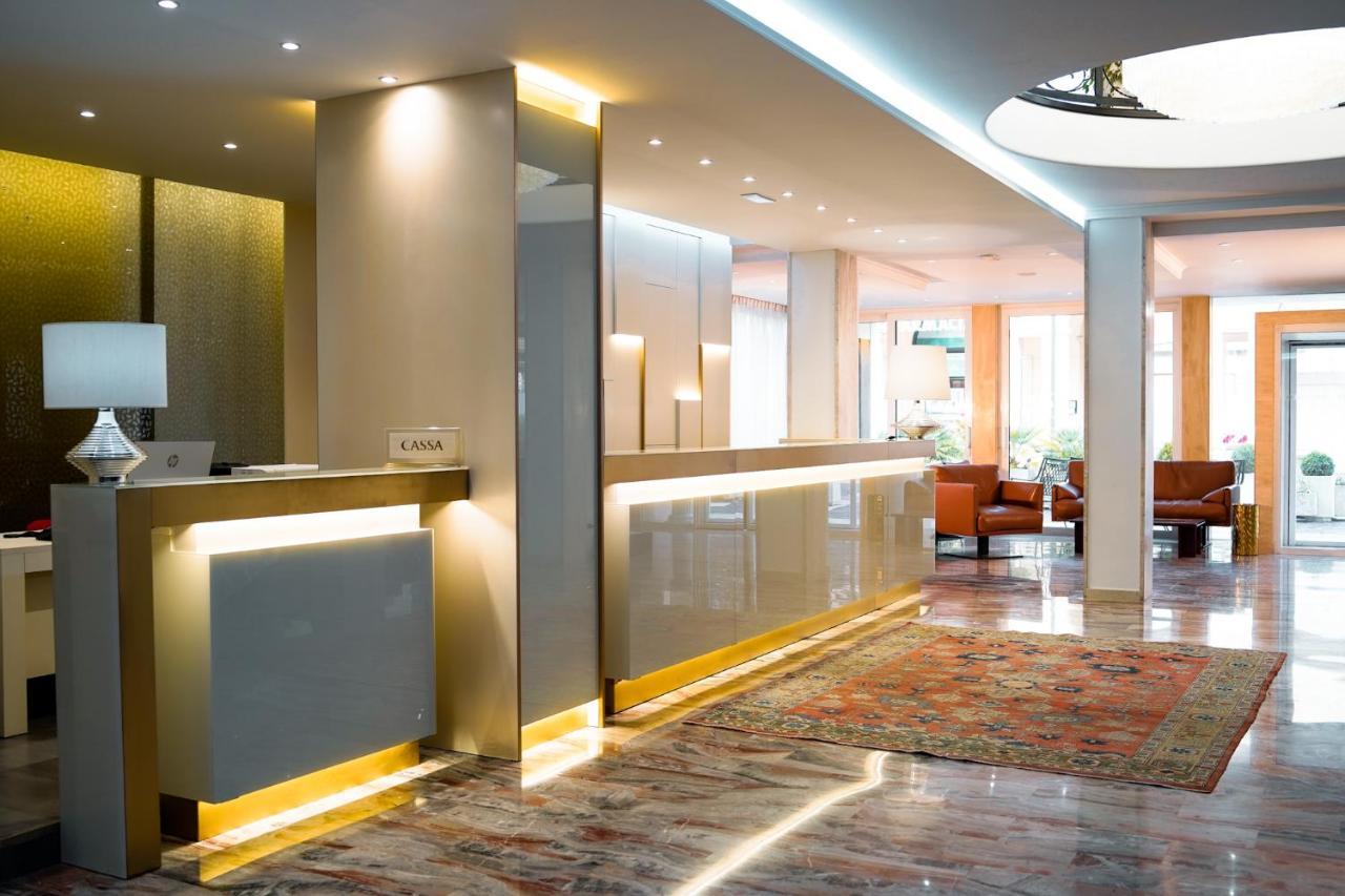 Hotel Aurora Terme アーバノ・テルメ エクステリア 写真