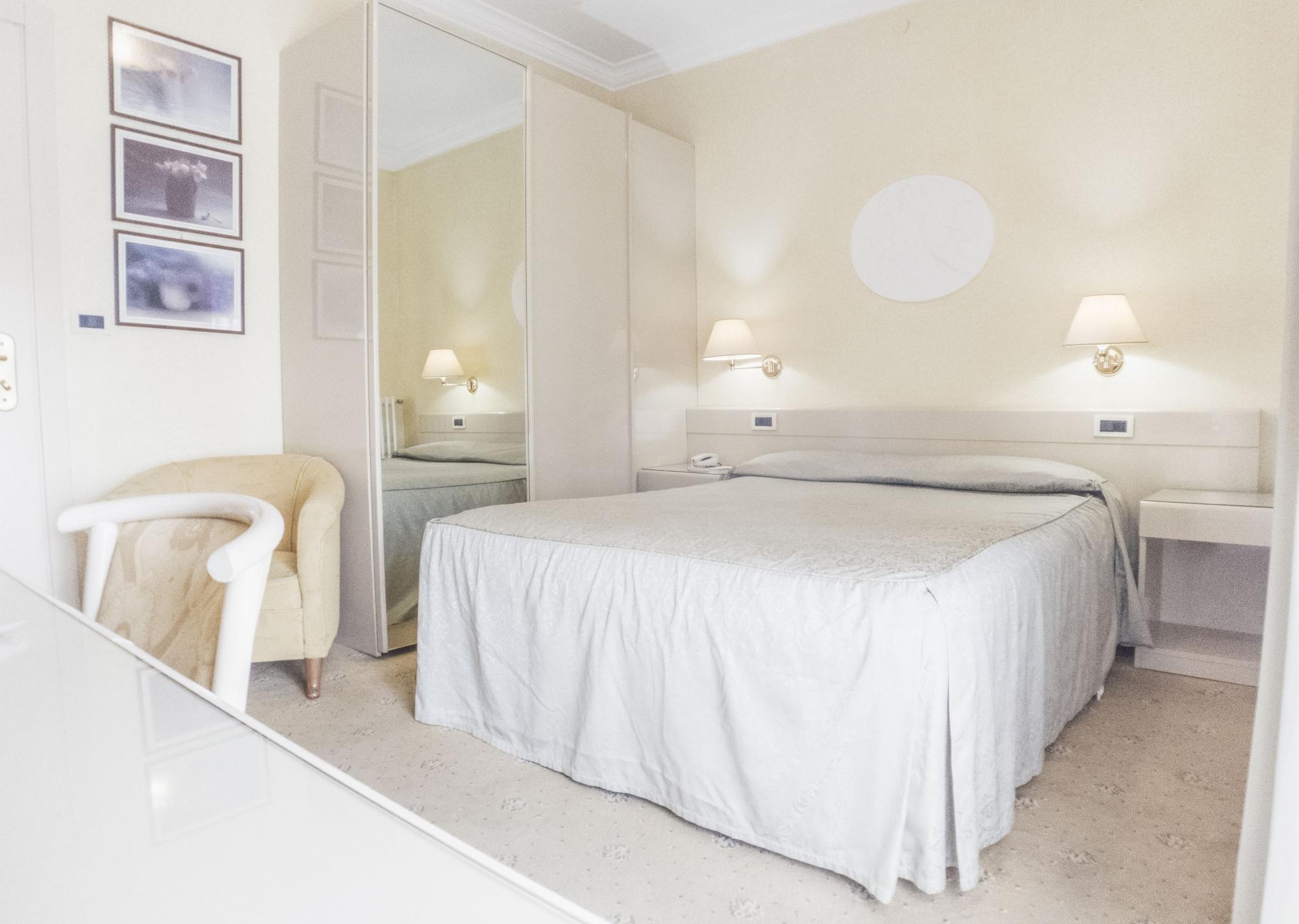 Hotel Aurora Terme アーバノ・テルメ エクステリア 写真
