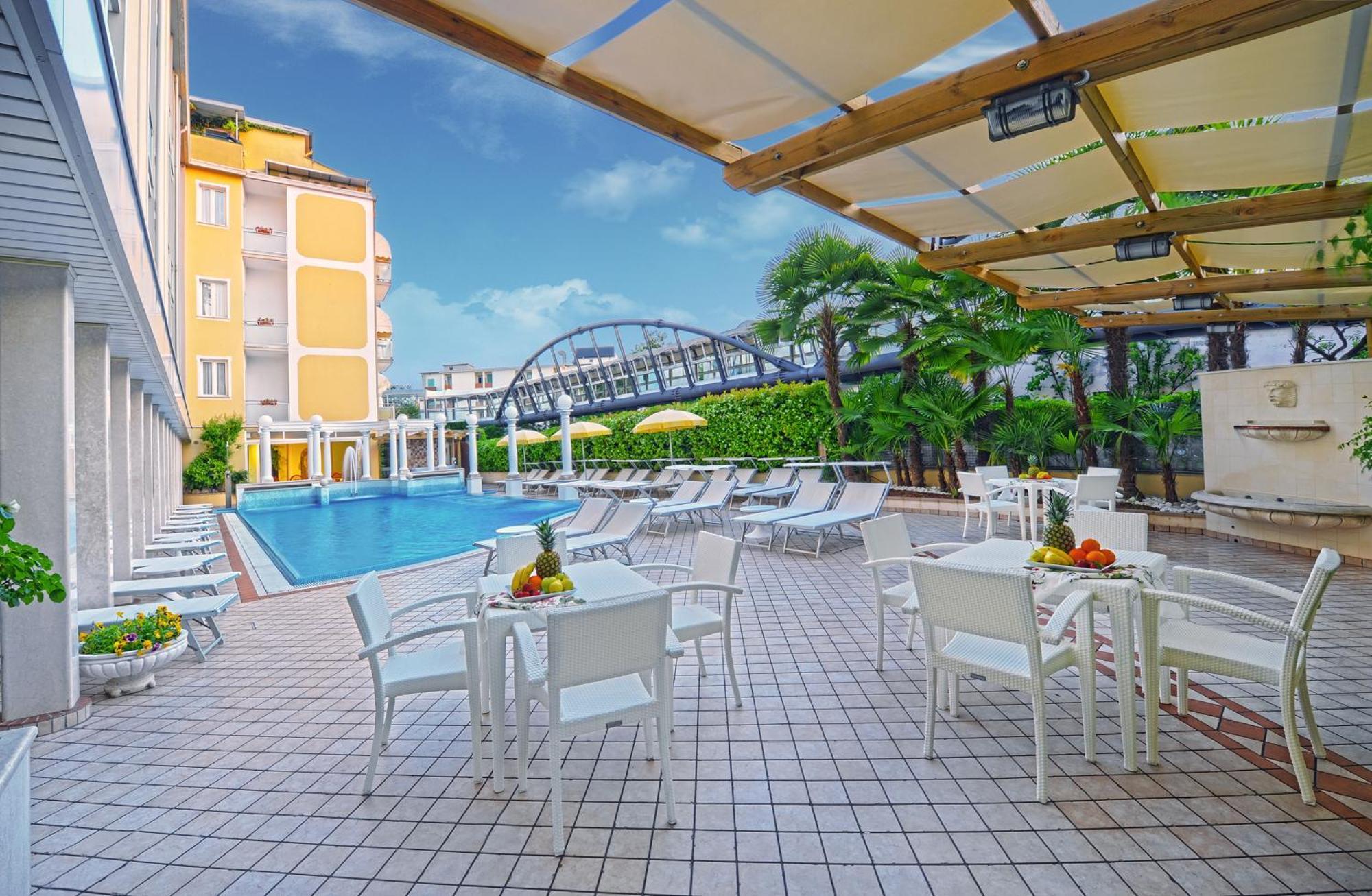 Hotel Aurora Terme アーバノ・テルメ エクステリア 写真