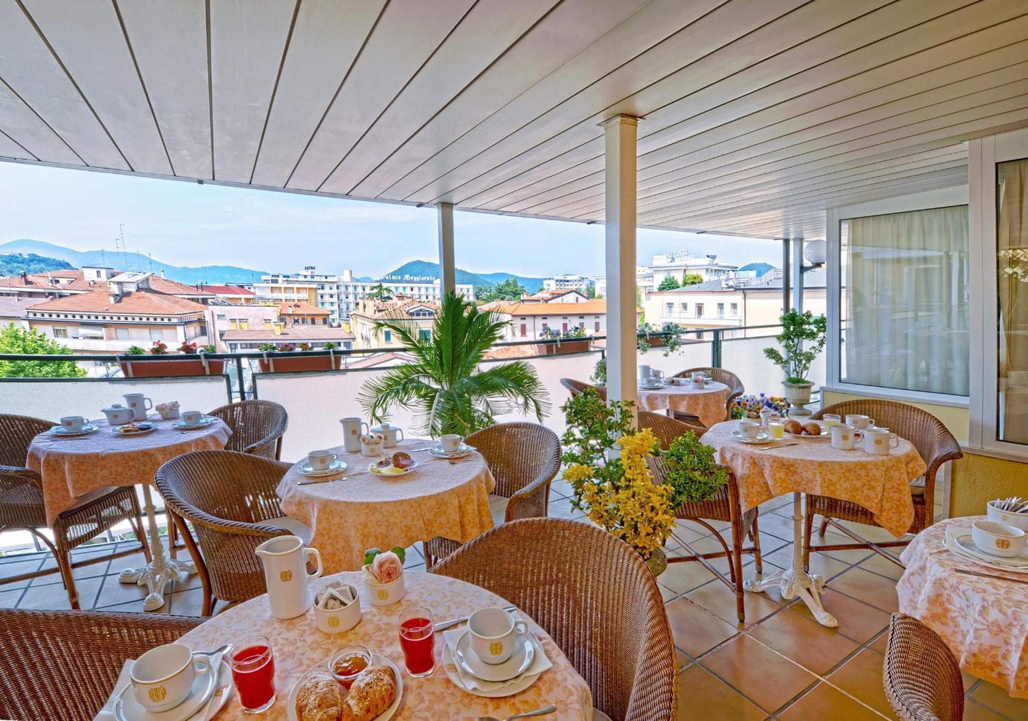 Hotel Aurora Terme アーバノ・テルメ エクステリア 写真