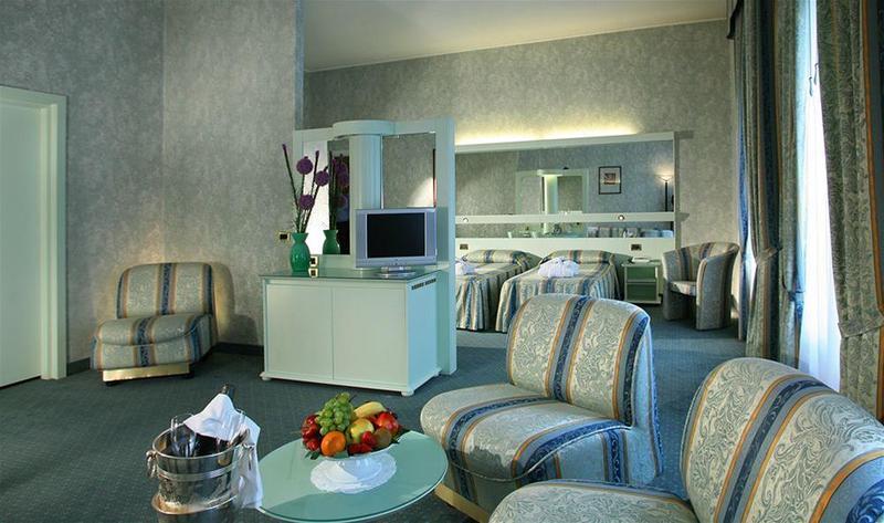 Hotel Aurora Terme アーバノ・テルメ エクステリア 写真